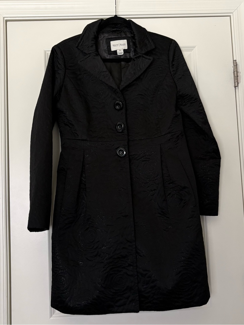 White House Black Market Women’s Black Textured Single-Breasted Trench Coat